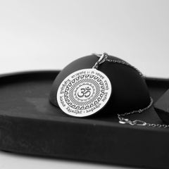 Maha Mrityunjaya Mantra Om Pendant