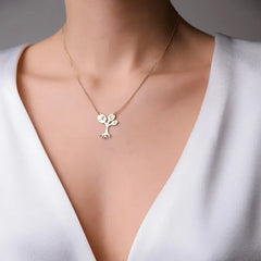 Family Tree Three Leaves Necklace