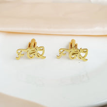 Load image into Gallery viewer, Personalized Initial Letter Name Cufflinks