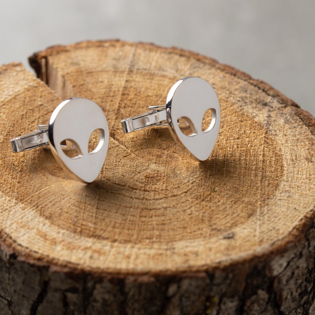 Alien Cufflinks by Artsy Store