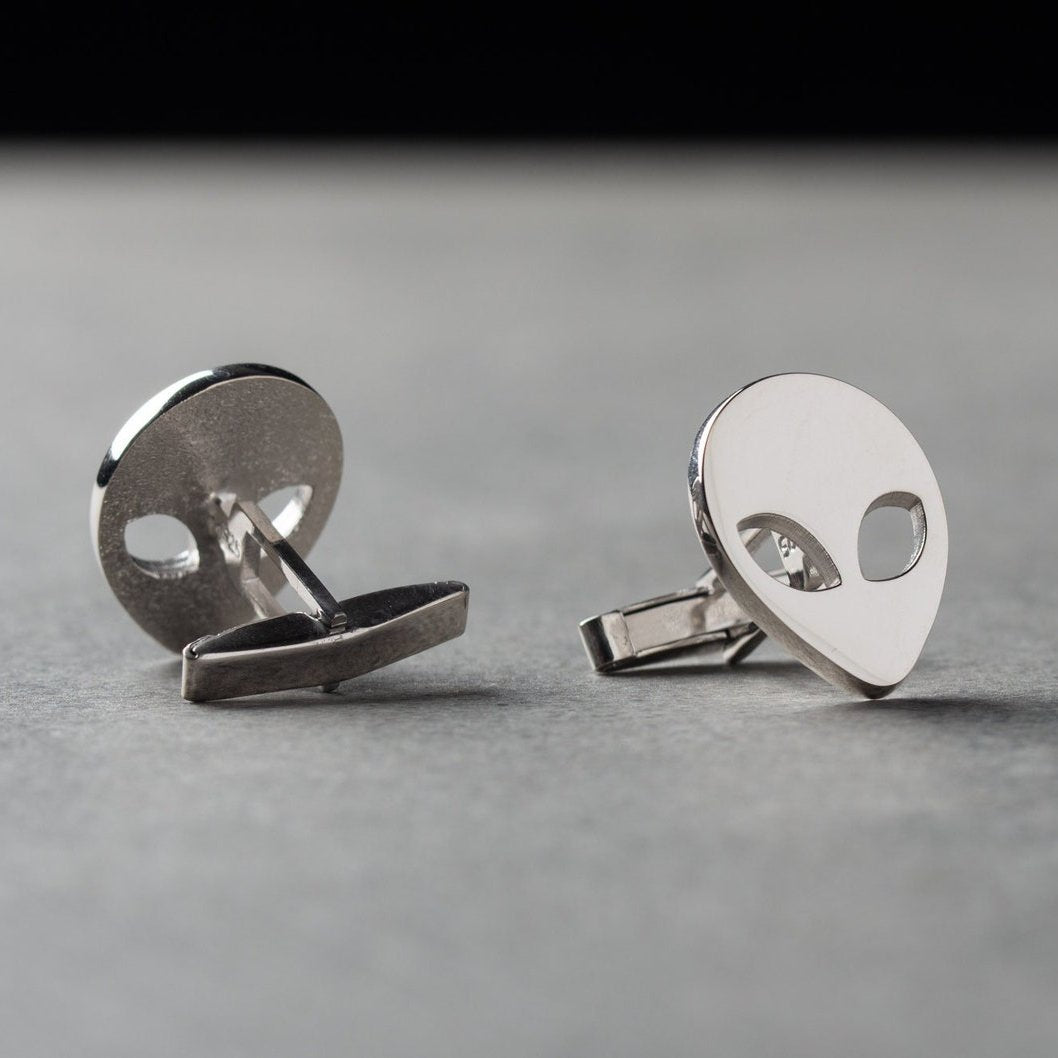 Alien Cufflinks by Artsy Store