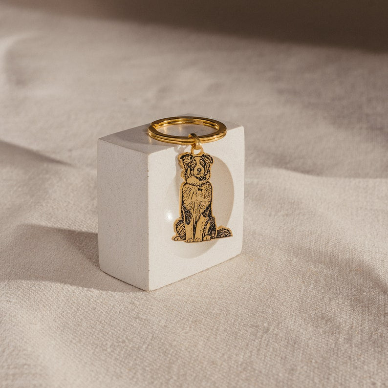Engraved Pet Keychain by Artsy Store