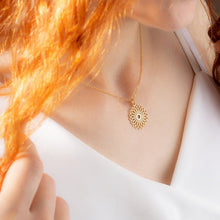 Load image into Gallery viewer, Mandala Necklace