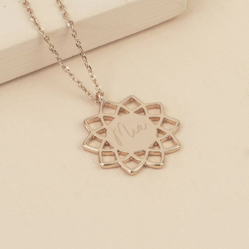  SHINY MANDALA PENDANT NECKLACE