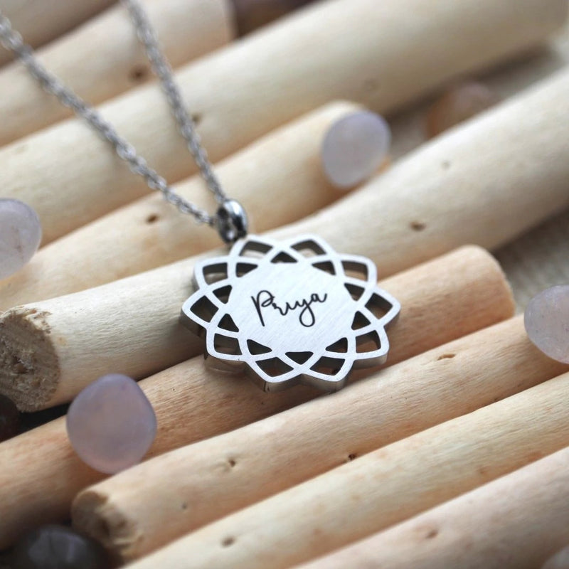  SHINY MANDALA PENDANT NECKLACE