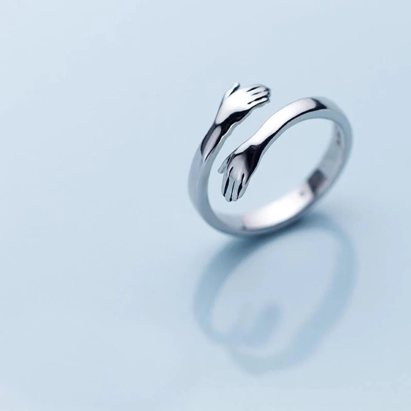 SILVER LOVE HUGGING HAND RING